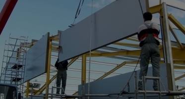 Installation of sandwich panels