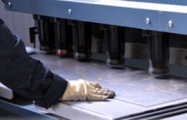 Поділ металевих заготовок на частини